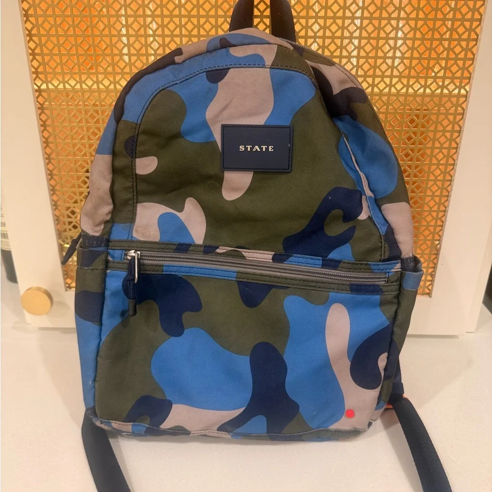 STATE Kane Blue & Green Camo Backpack for kids - Picture 2 of 10
